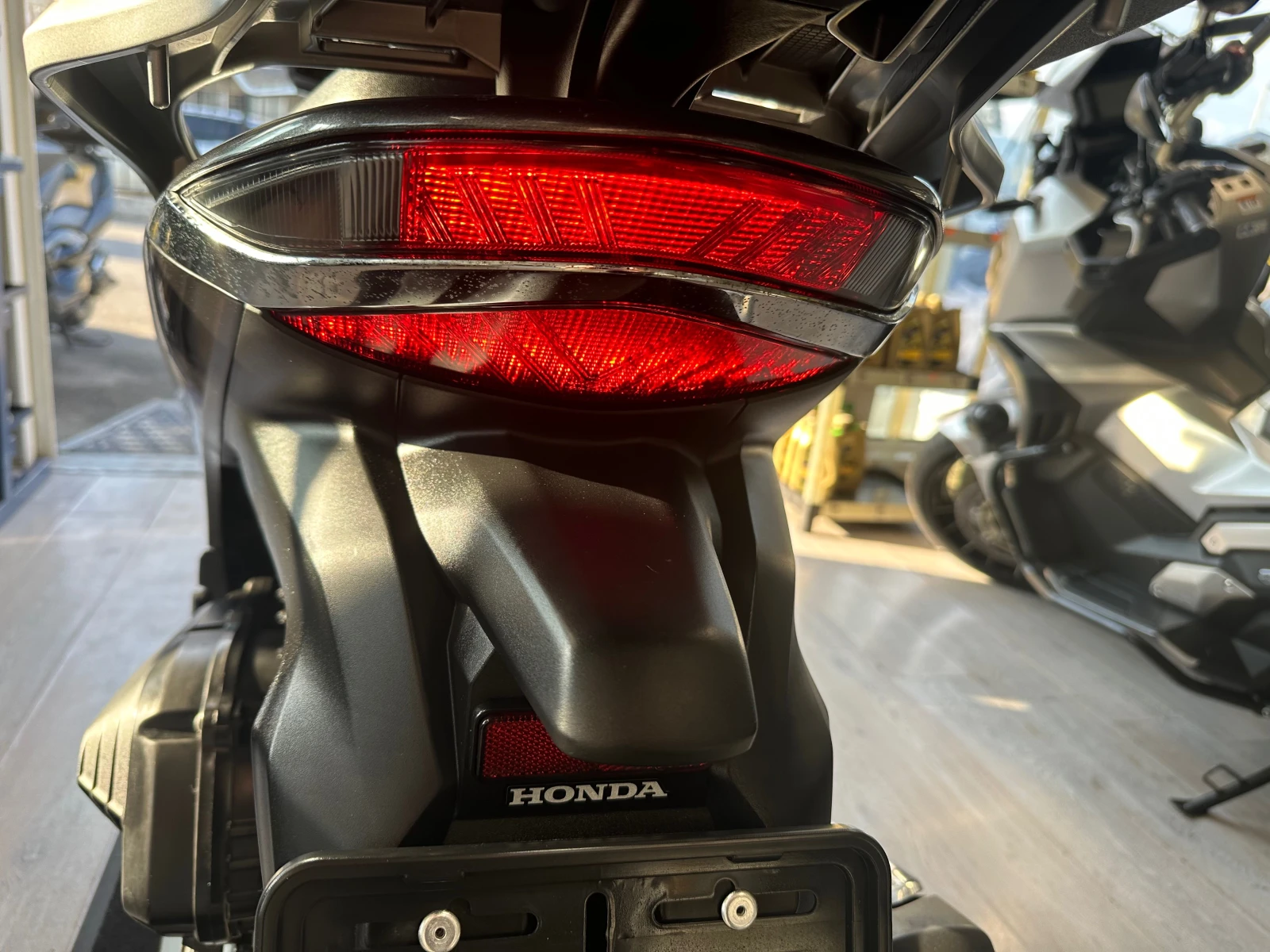 Honda Sh 150i ABS/TC/LED 09.2020г. - изображение 4