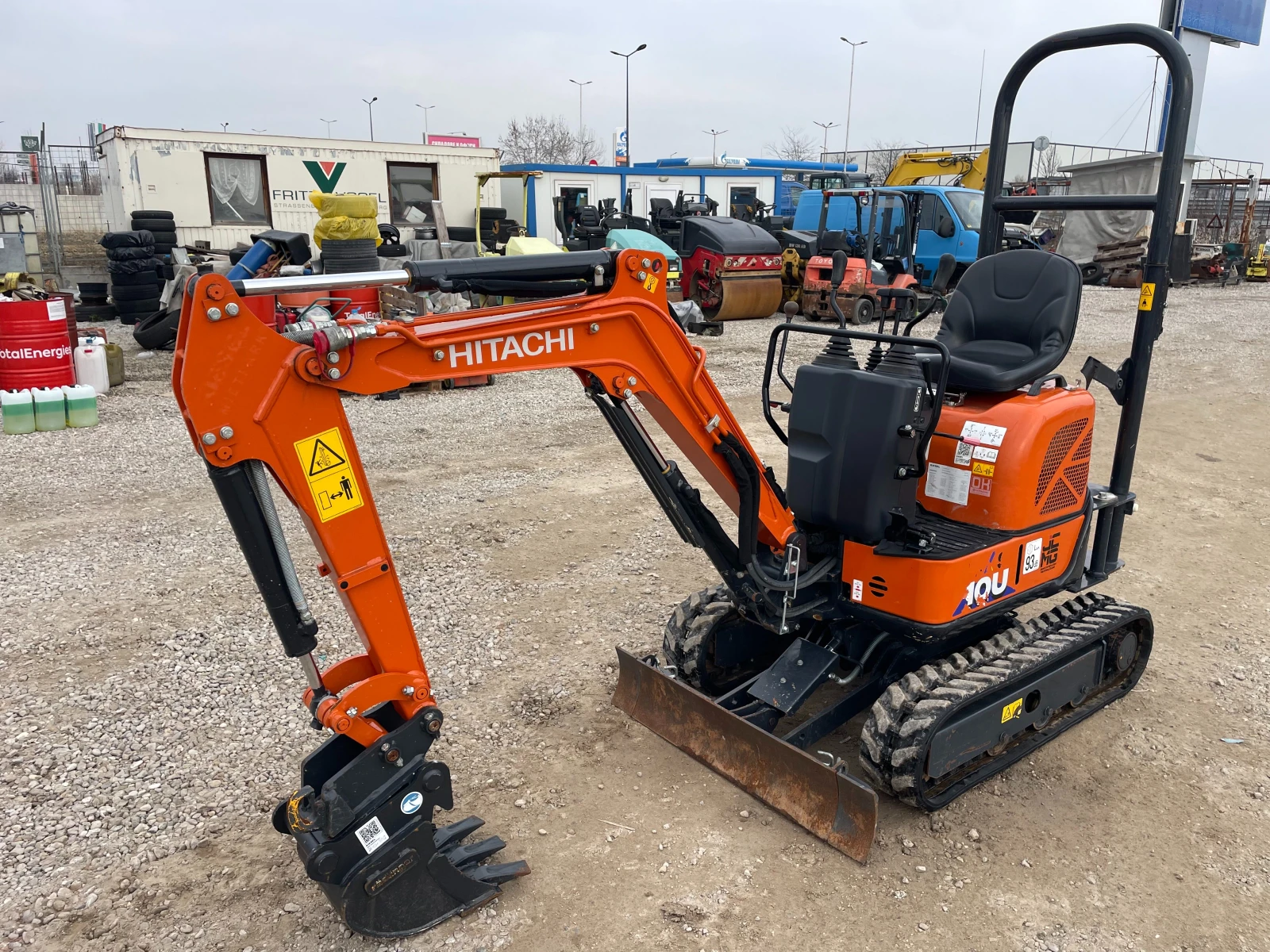 Багер Hitachi ZX 10 U-6, снимка 7 - Индустриална техника - 53833362