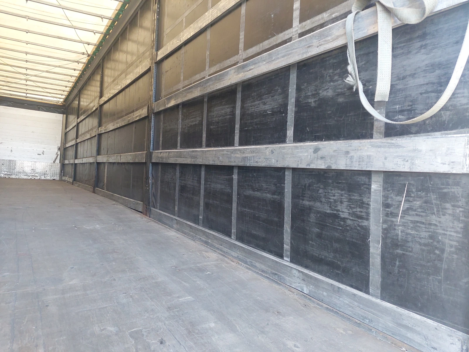 Полуремарке Schwarzmuller J -Serie 203, снимка 6 - Ремаркета - 54092738