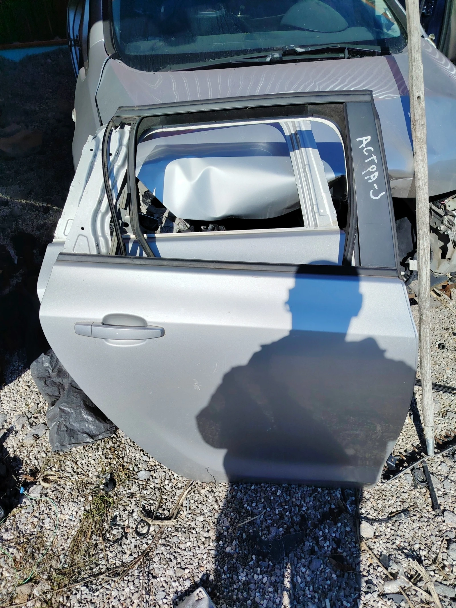 ����� ����� ����� �� ���� ����� J 2011� ����� | Mobile.bg � ����������� 1