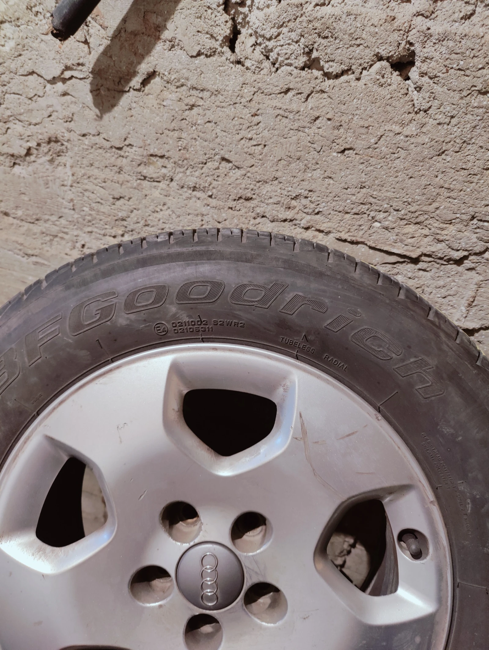 Гуми с джанти BF Goodrich 195/65R15