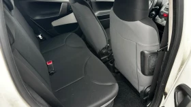 Toyota Aygo 1.0i евро 5 фейс лифт, снимка 8