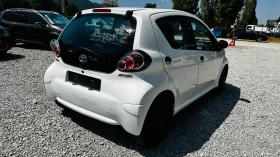 Toyota Aygo 1.0i евро 5 фейс лифт, снимка 4