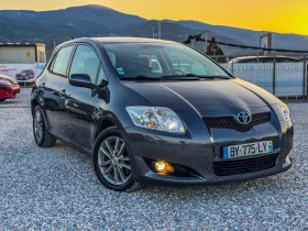 Toyota Auris 2.0 D-4D 125к.с.  1