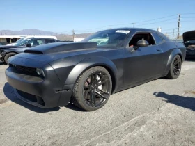 Dodge Challenger V8 6.2 SRT HELLCAT