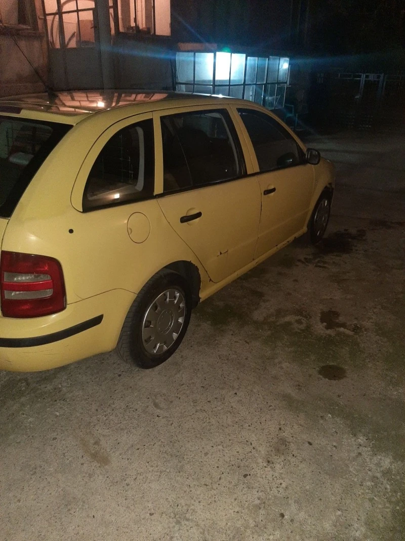 Skoda Fabia, снимка 6 - Автомобили и джипове - 46740896