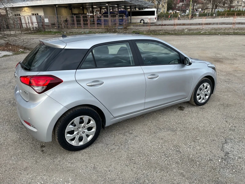 Hyundai I20 1.1CRDI, снимка 8 - Автомобили и джипове - 48753338