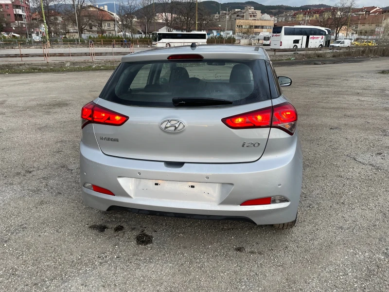 Hyundai I20 1.1CRDI, снимка 5 - Автомобили и джипове - 48753338