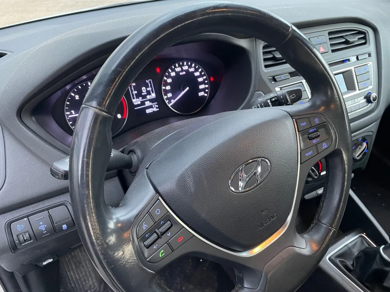 Hyundai I20 1.1CRDI, снимка 11 - Автомобили и джипове - 48753338