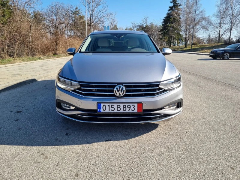 VW Passat Elegance Face 190кс Digital Distr LED Кожа Камера , снимка 5 - Автомобили и джипове - 49072873