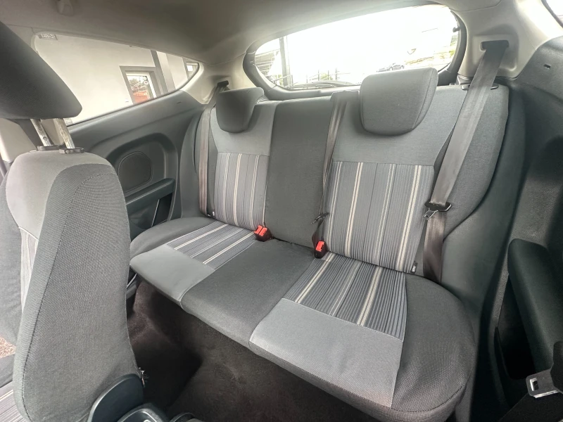 Ford Fiesta 1.4 TDCI НОВ ВНОС, снимка 10 - Автомобили и джипове - 51679838