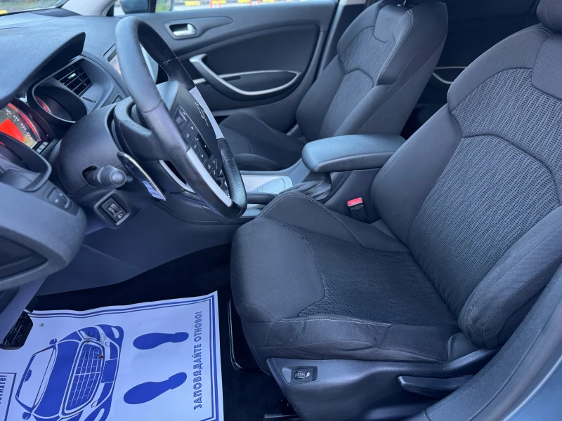 Citroen C5 1.6HDi Автоматик* Навигация* EURO 5, снимка 11 - Автомобили и джипове - 52417962