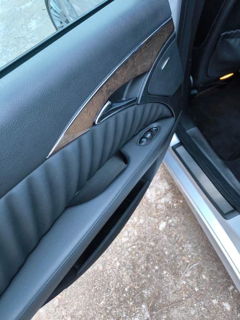 Mercedes-Benz E 350, снимка 10 - Автомобили и джипове - 53142543