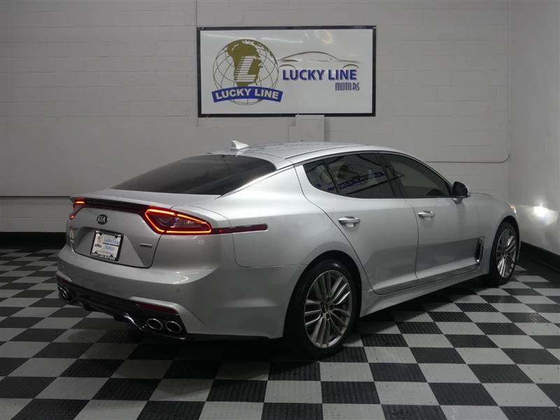 Kia Stinger  - изображение 4