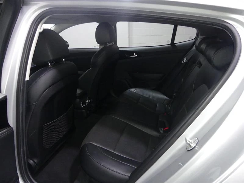 Kia Stinger, снимка 14 - Автомобили и джипове - 52849312