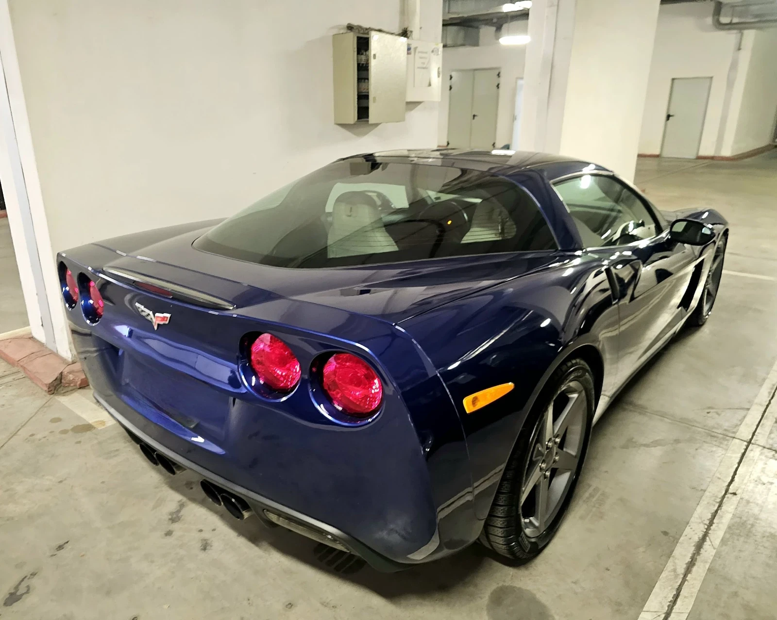 Chevrolet Corvette  - изображение 4