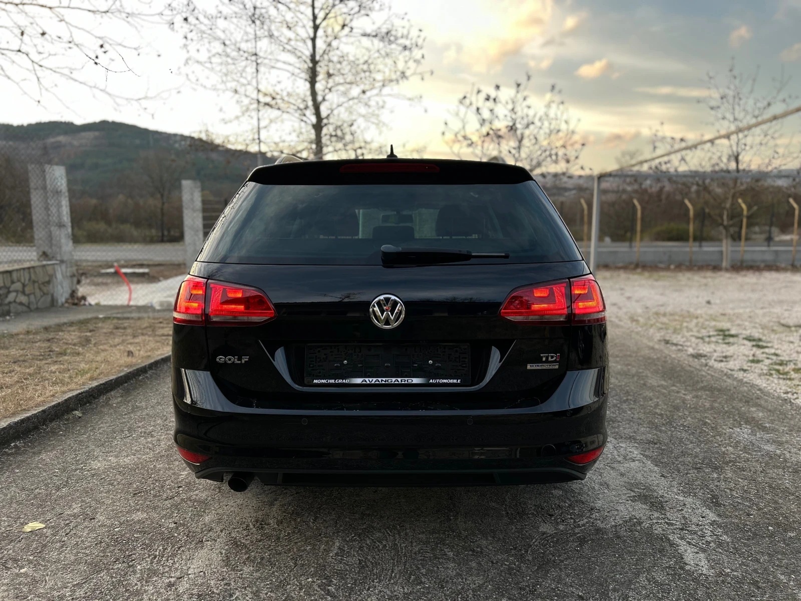 VW Golf 1.6TDI Comfortline CUP PANO - изображение 6