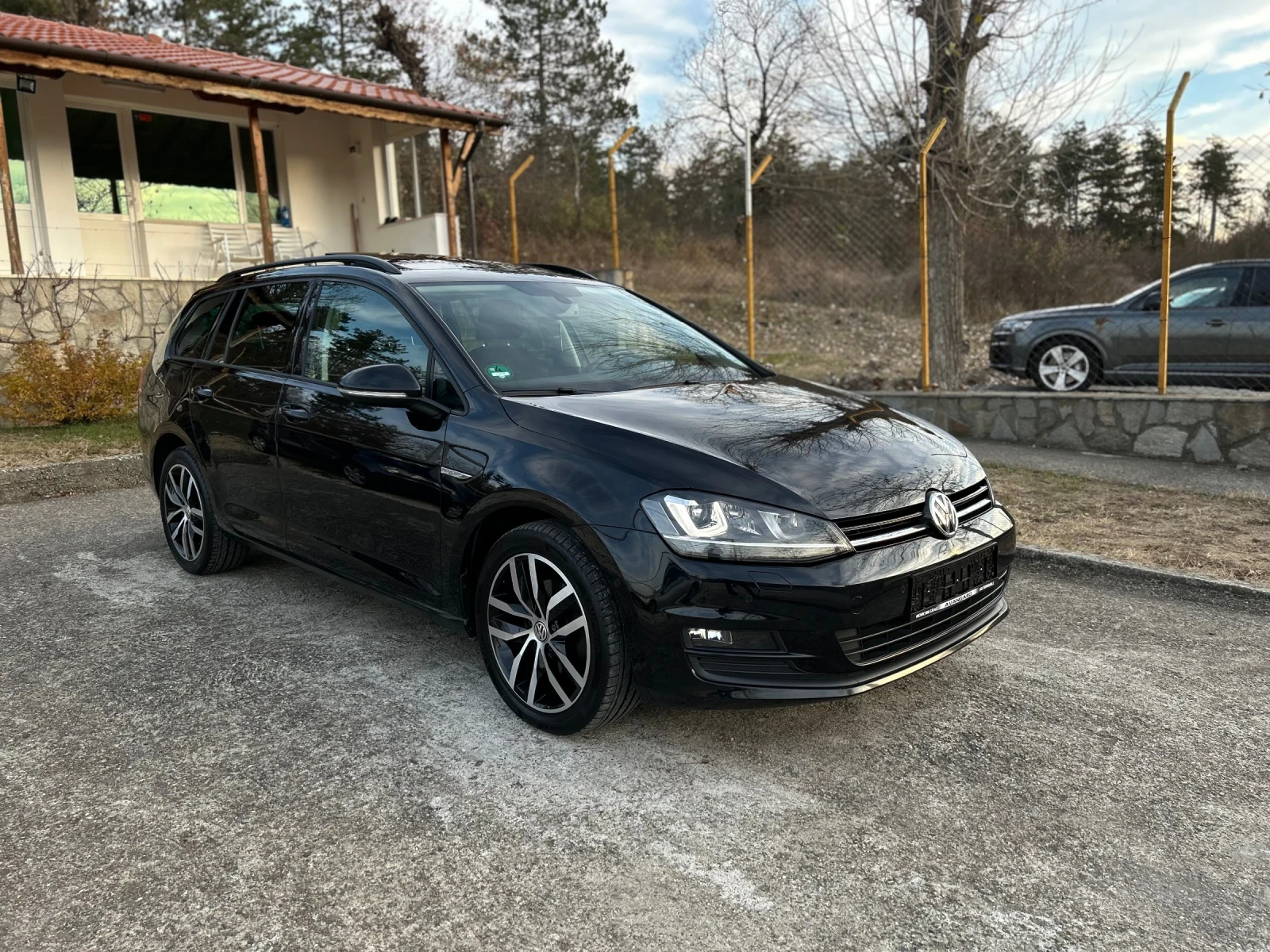 VW Golf 1.6TDI Comfortline CUP PANO - изображение 2