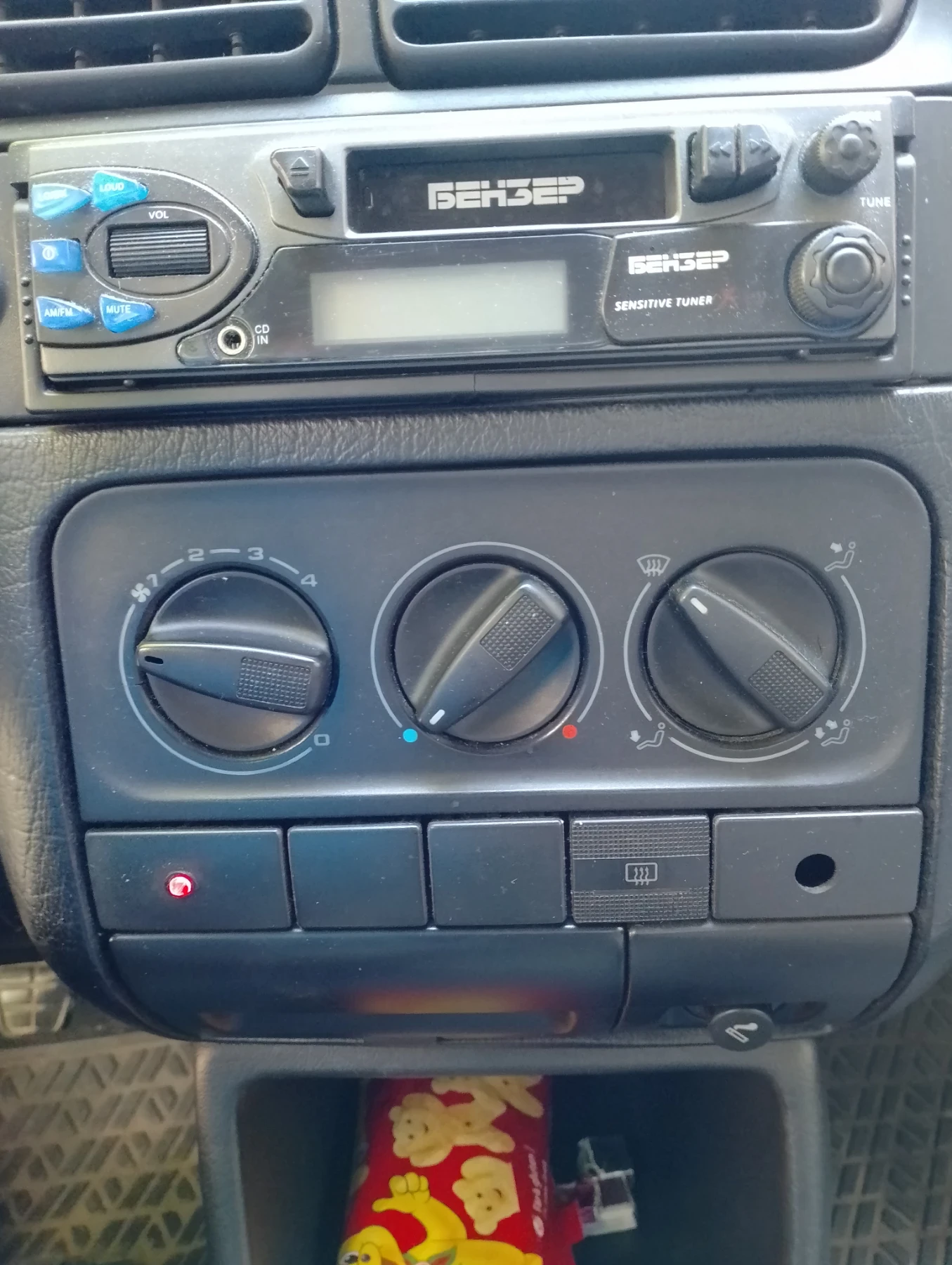 VW Vento Седан - изображение 10