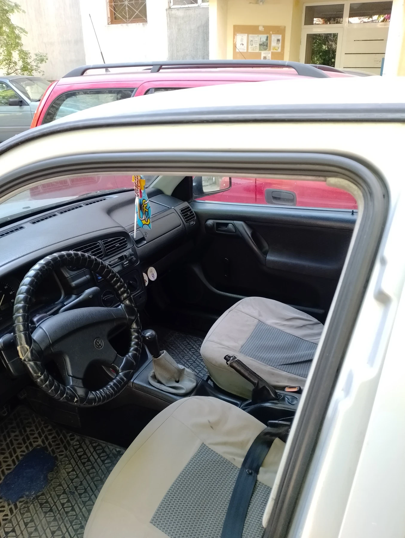 VW Vento Седан - изображение 8