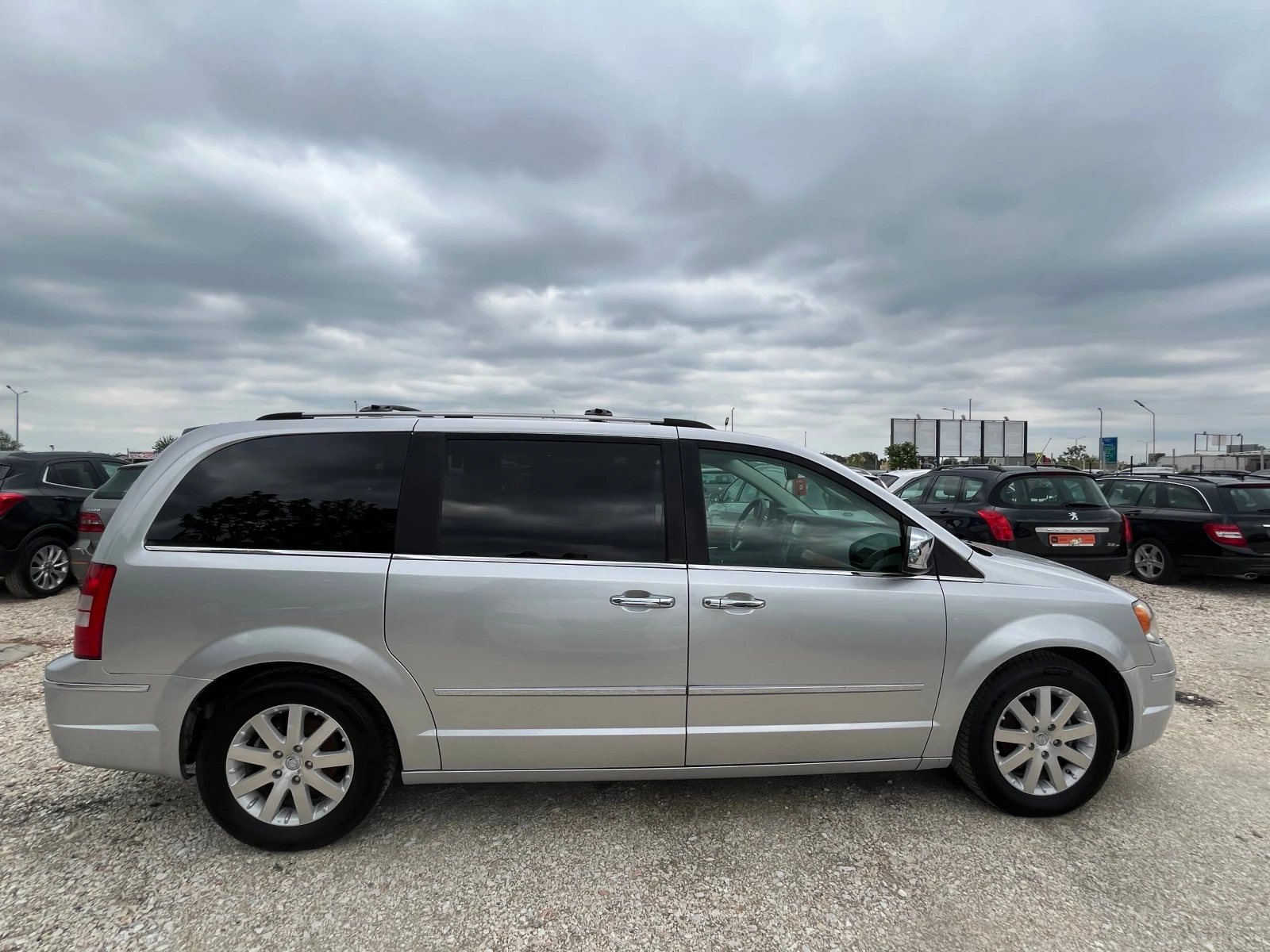 Chrysler Gr.voyager 2.8CRDI, 163kc, АВТОМАТИК, ЛИЗИНГ - изображение 8