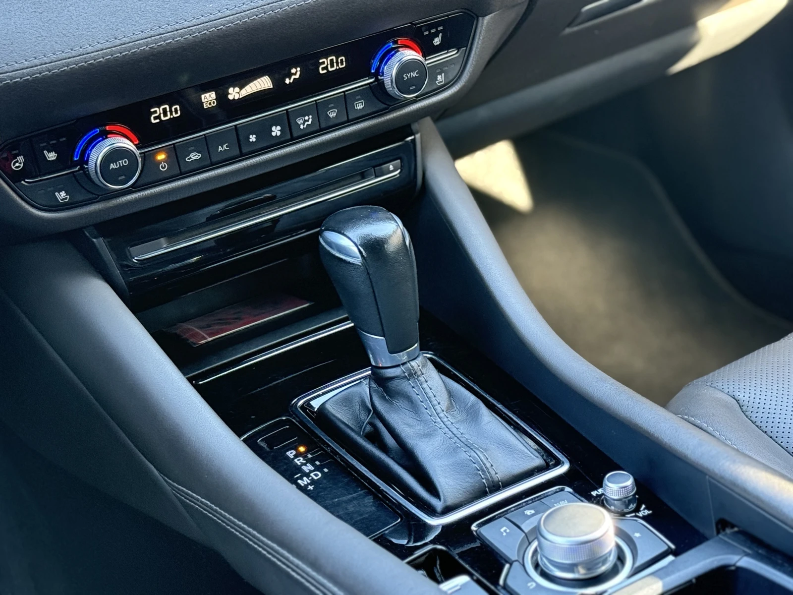 Mazda 6 TAKUMI/184HP/360//CARPLAY//- | Mobile.bg   16