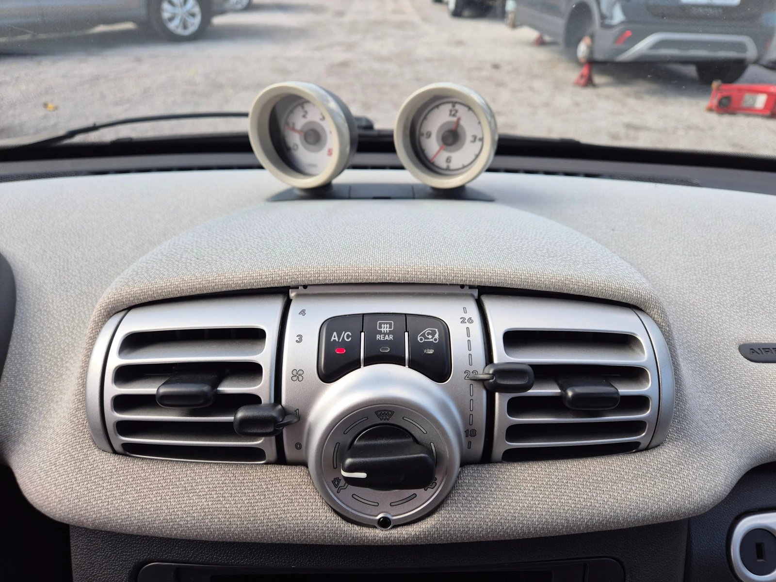 Smart Fortwo CDI/АВТОМАТИК/КЛИМАТИК/EURO5 | Mobile.bg — изображение 14