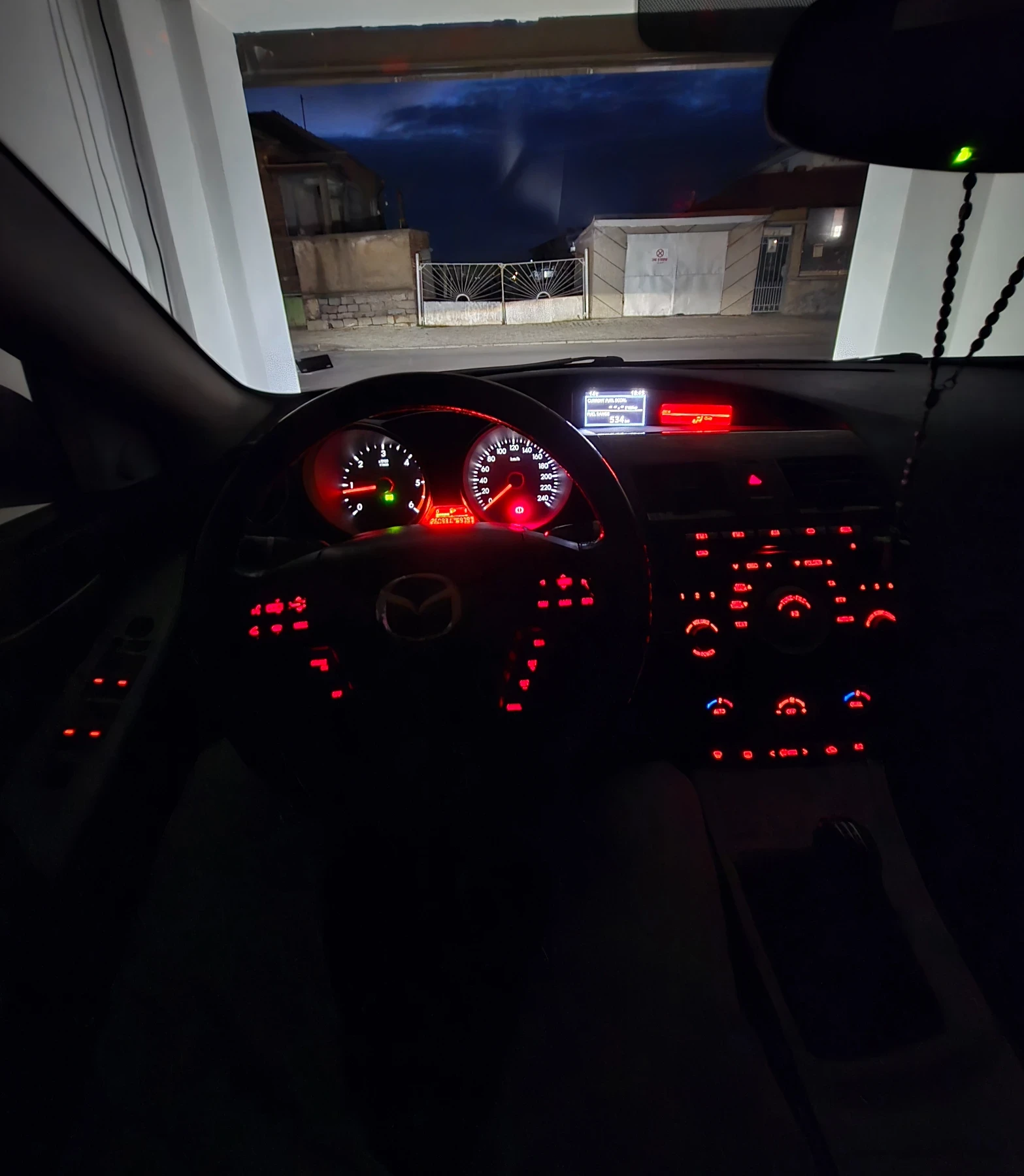 Mazda 3 | Mobile.bg � ����������� 12