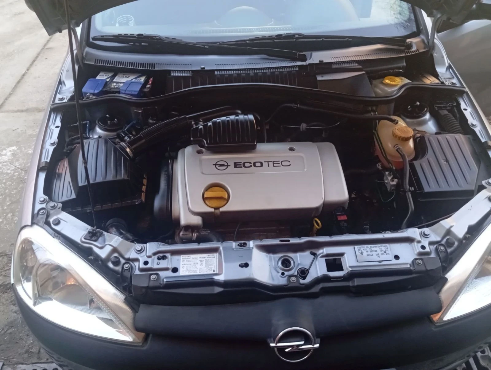 Opel Corsa 1.4 90 к.с - изображение 10