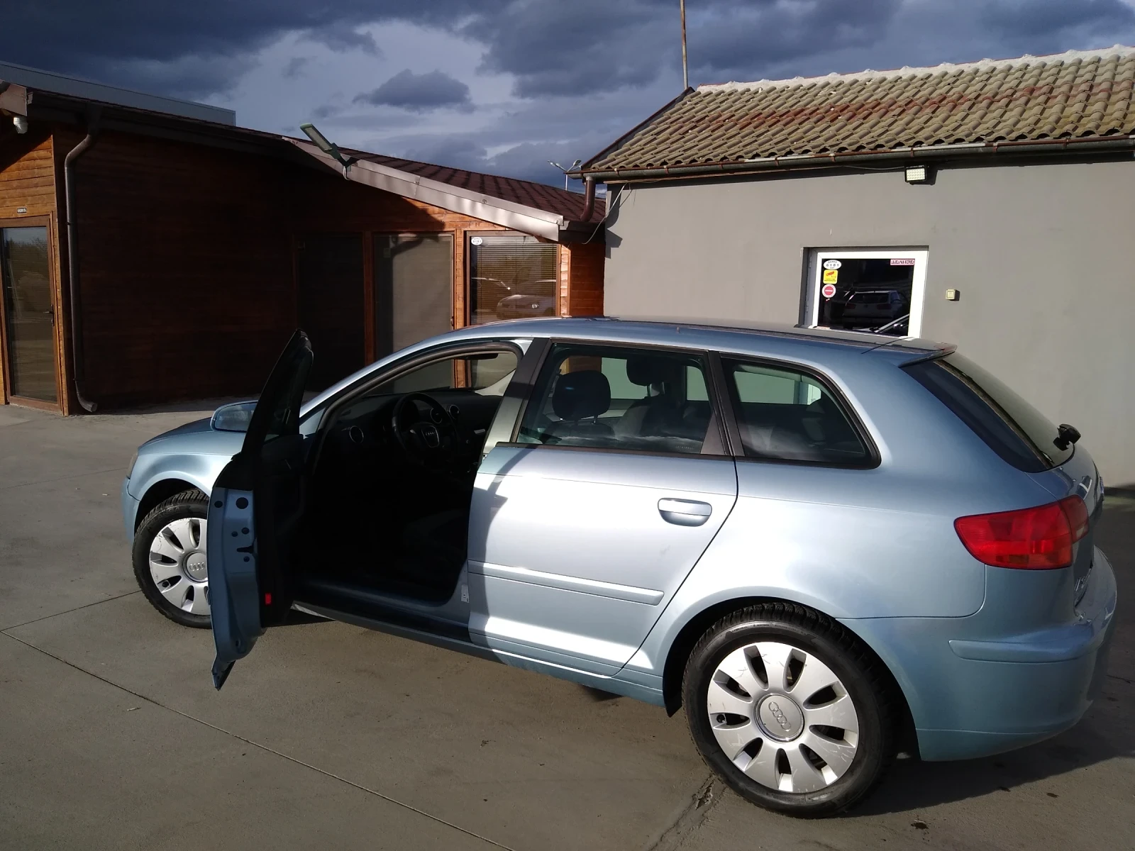 Audi A3 Sportback, 1.6, снимка 6 - Автомобили и джипове - 53834840