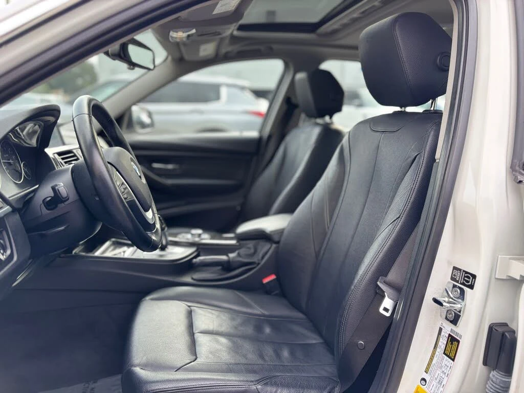 BMW 328 RWD* ПОДГРЕВ* PANO* AMBIENT* , снимка 13 - Автомобили и джипове - 54161471