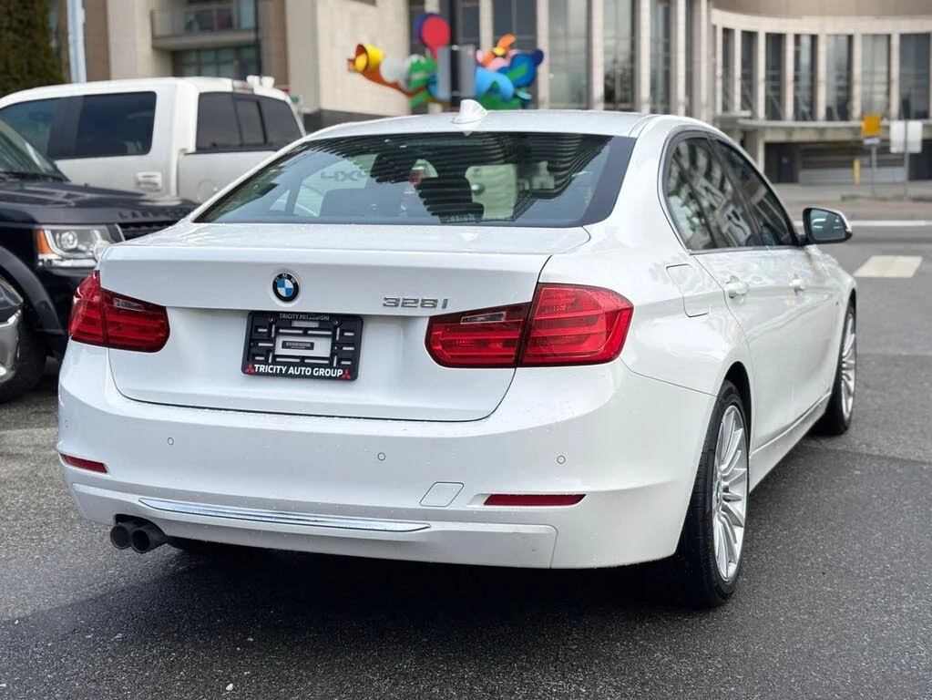 BMW 328 RWD* ПОДГРЕВ* PANO* AMBIENT* , снимка 7 - Автомобили и джипове - 54161471
