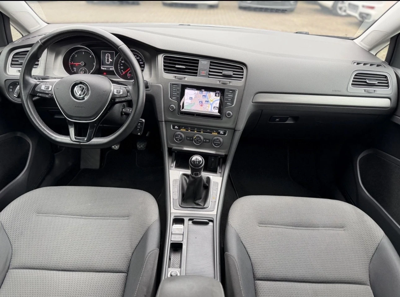 VW Golf 1.6 105 BlueMotion Navi, снимка 10 - Автомобили и джипове - 54459004