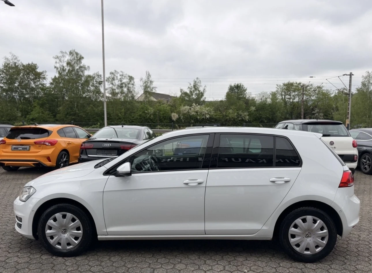 VW Golf 1.6 105 BlueMotion Navi, снимка 6 - Автомобили и джипове - 54459004
