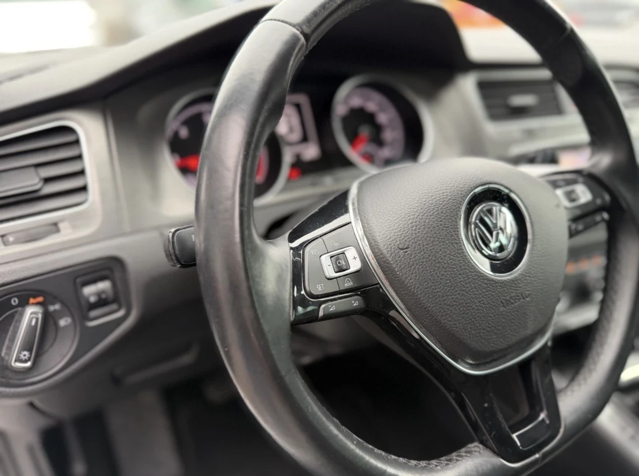 VW Golf 1.6 105 BlueMotion Navi, снимка 14 - Автомобили и джипове - 54459004