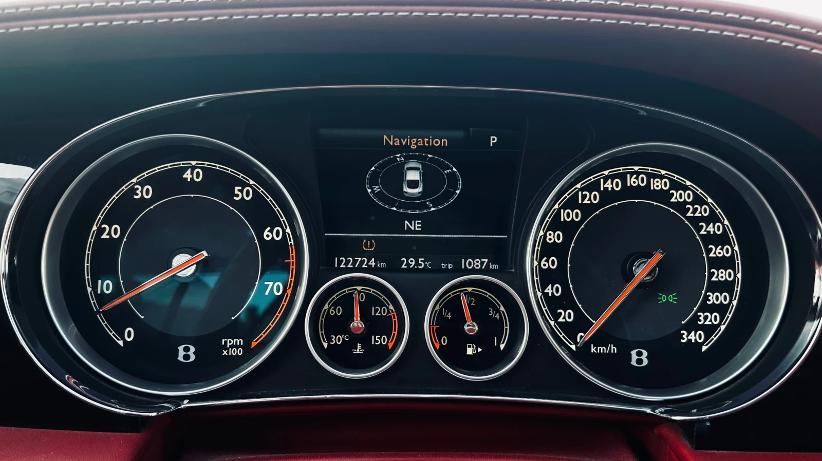 Bentley Continental gt Elegant Spec* V8* 4x4* NAVI* Cam* , снимка 9 - Автомобили и джипове - 55083342