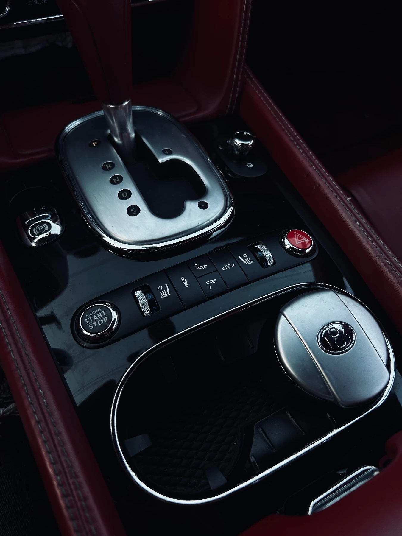 Bentley Continental gt Elegant Spec* V8* 4x4* NAVI* Cam* , снимка 12 - Автомобили и джипове - 55083342