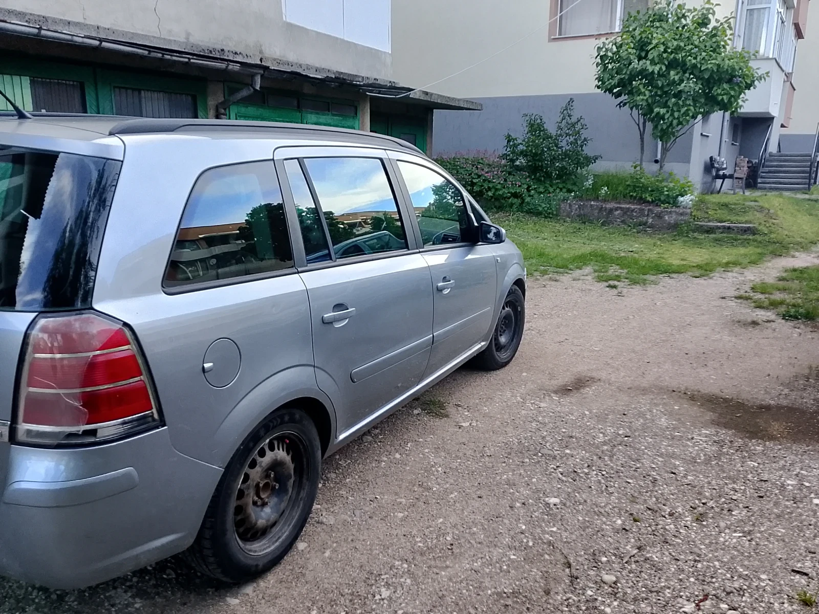Opel Zafira, снимка 6 - Автомобили и джипове - 55138492