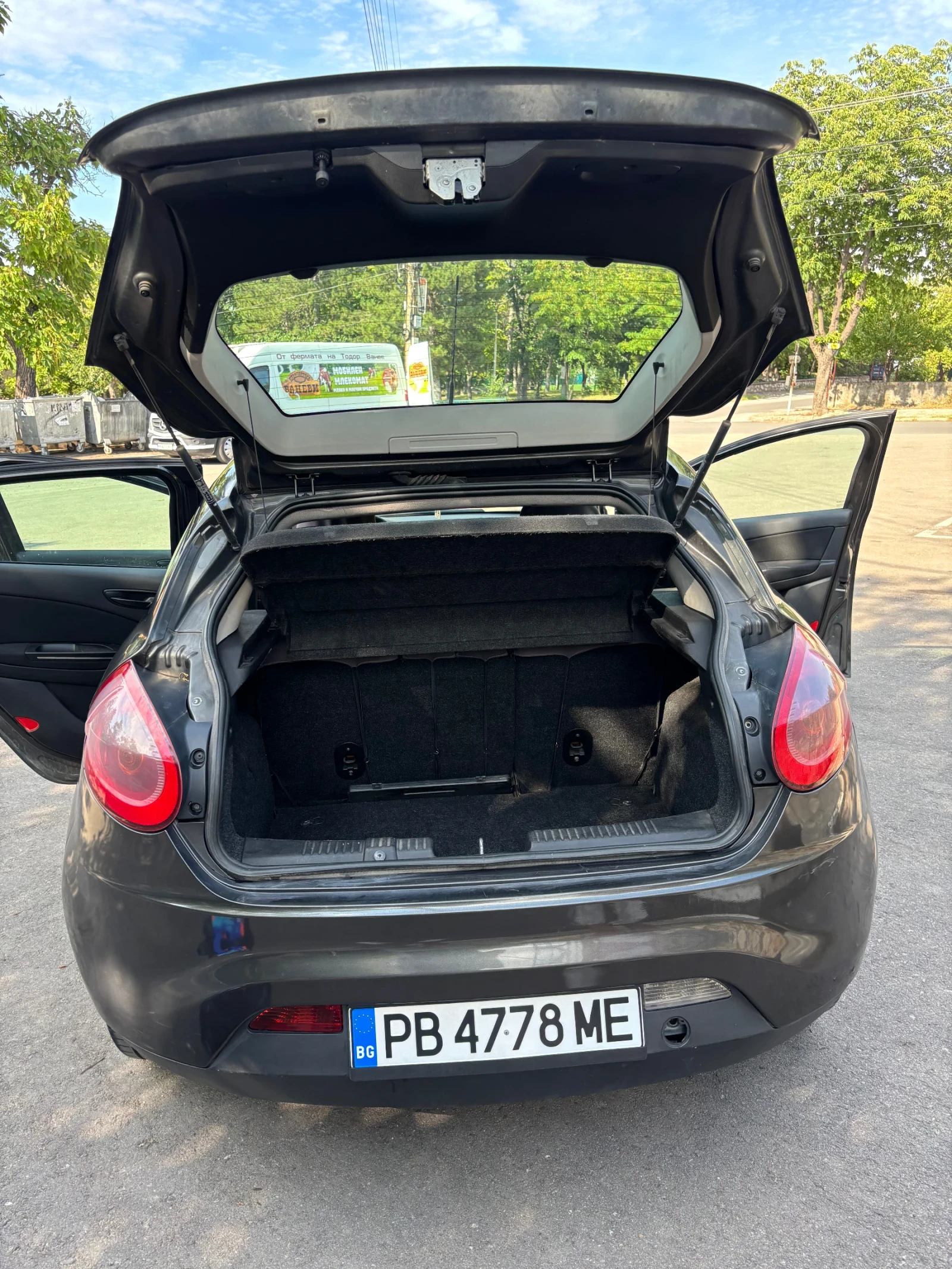 Fiat Bravo 1.9mjet, снимка 12 - Автомобили и джипове - 55224499