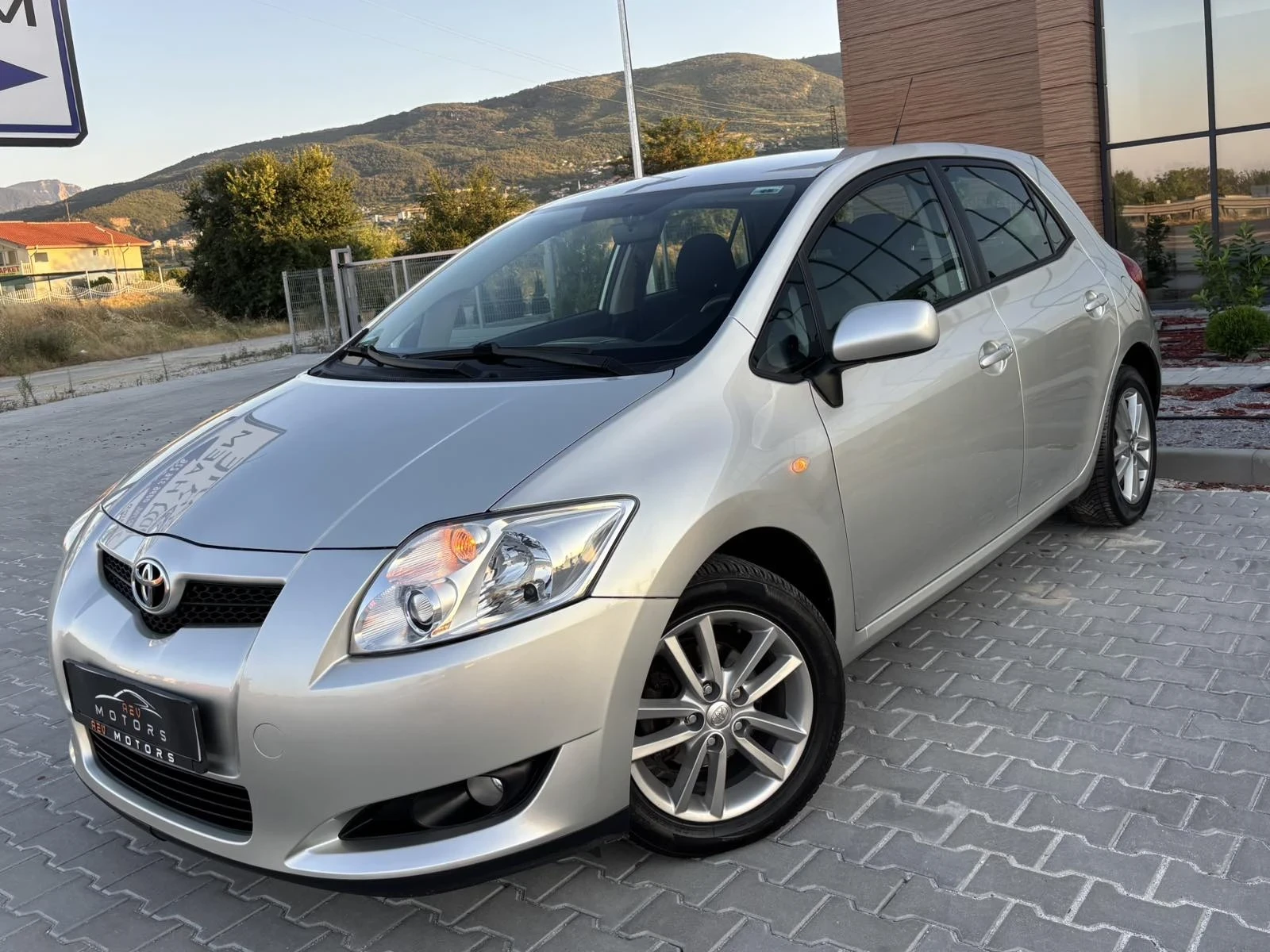 Toyota Auris 1.6Vvt-i/124кс/Автоматик/Германия/Климатроник