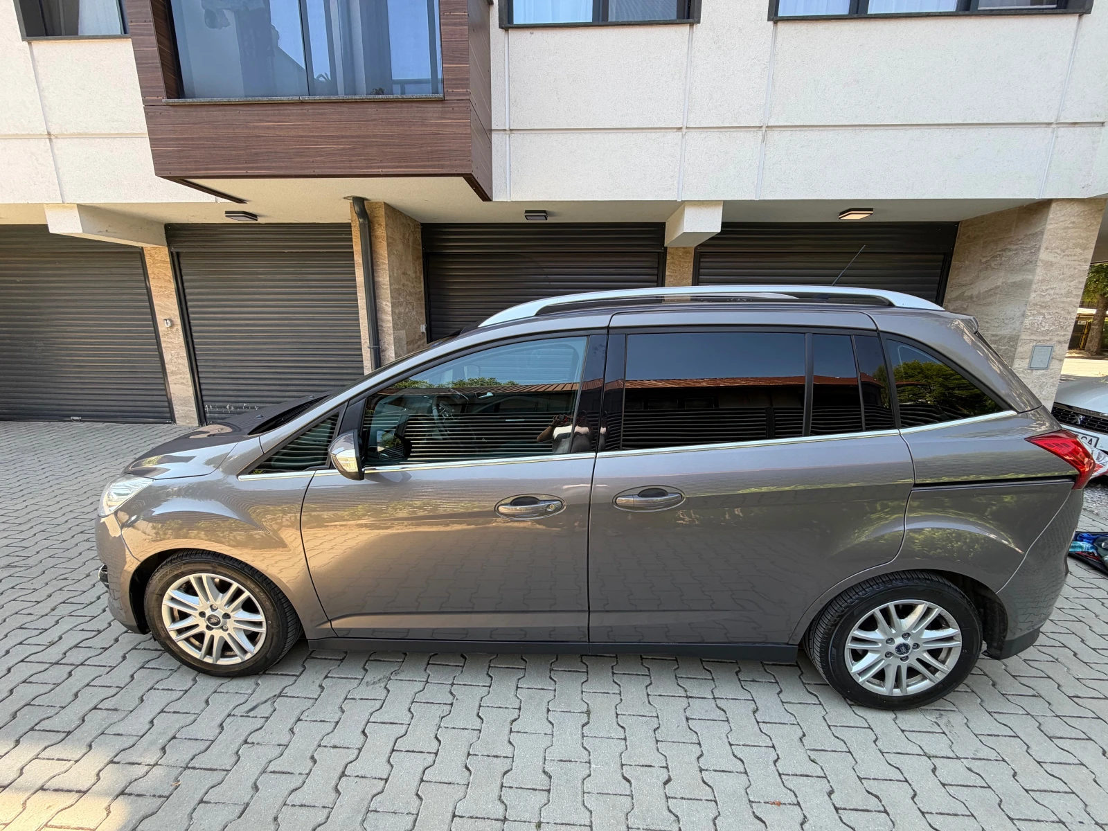 Ford Grand C-Max Grand C-Max Navi Подгрев Автопилов Камера, снимка 2 - Автомобили и джипове - 55607767