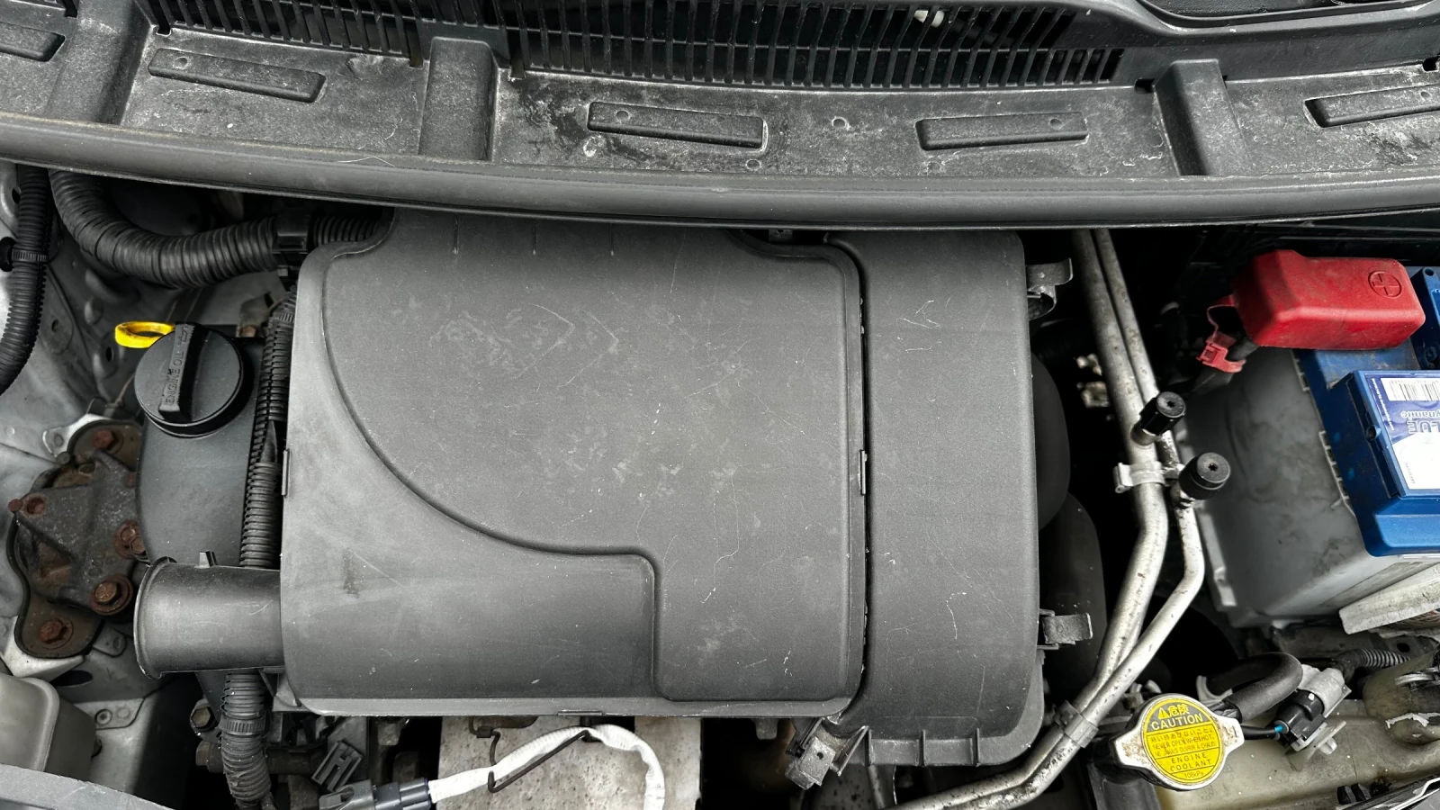 Toyota Aygo 1.0i евро 5 фейс лифт, снимка 11 - Автомобили и джипове - 55659665