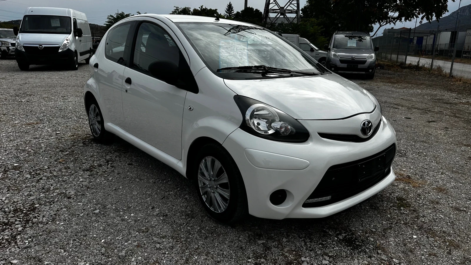 Toyota Aygo 1.0i ���� 5 ���� ���� | Mobile.bg � ����������� 3