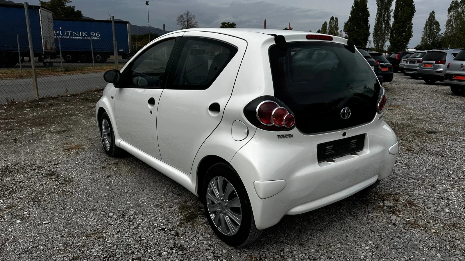 Toyota Aygo 1.0i ���� 5 ���� ���� | Mobile.bg � ����������� 5