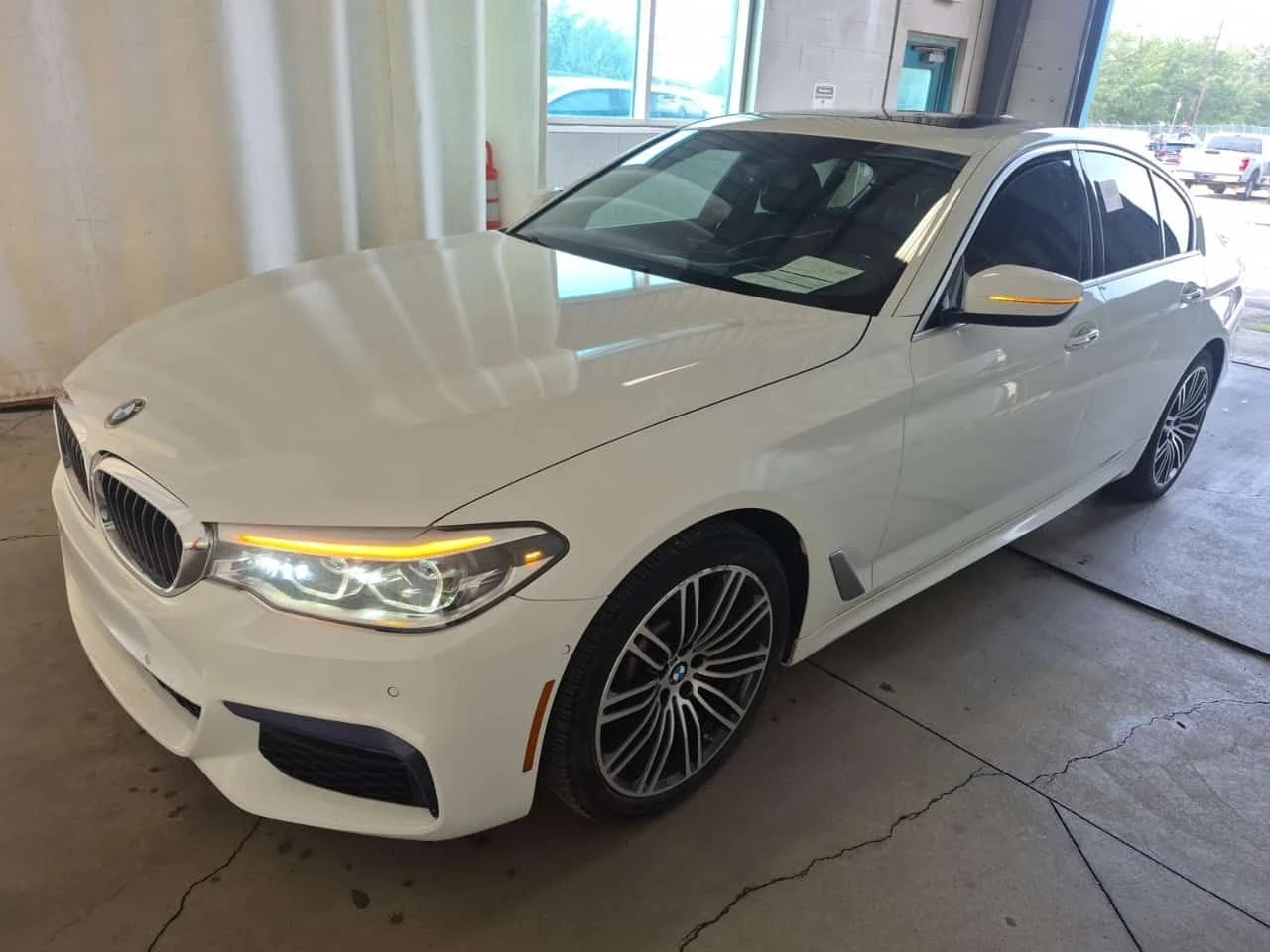 BMW 530 * 530I XDRIVE * CARFAX * ЦЕНА ДО БГ