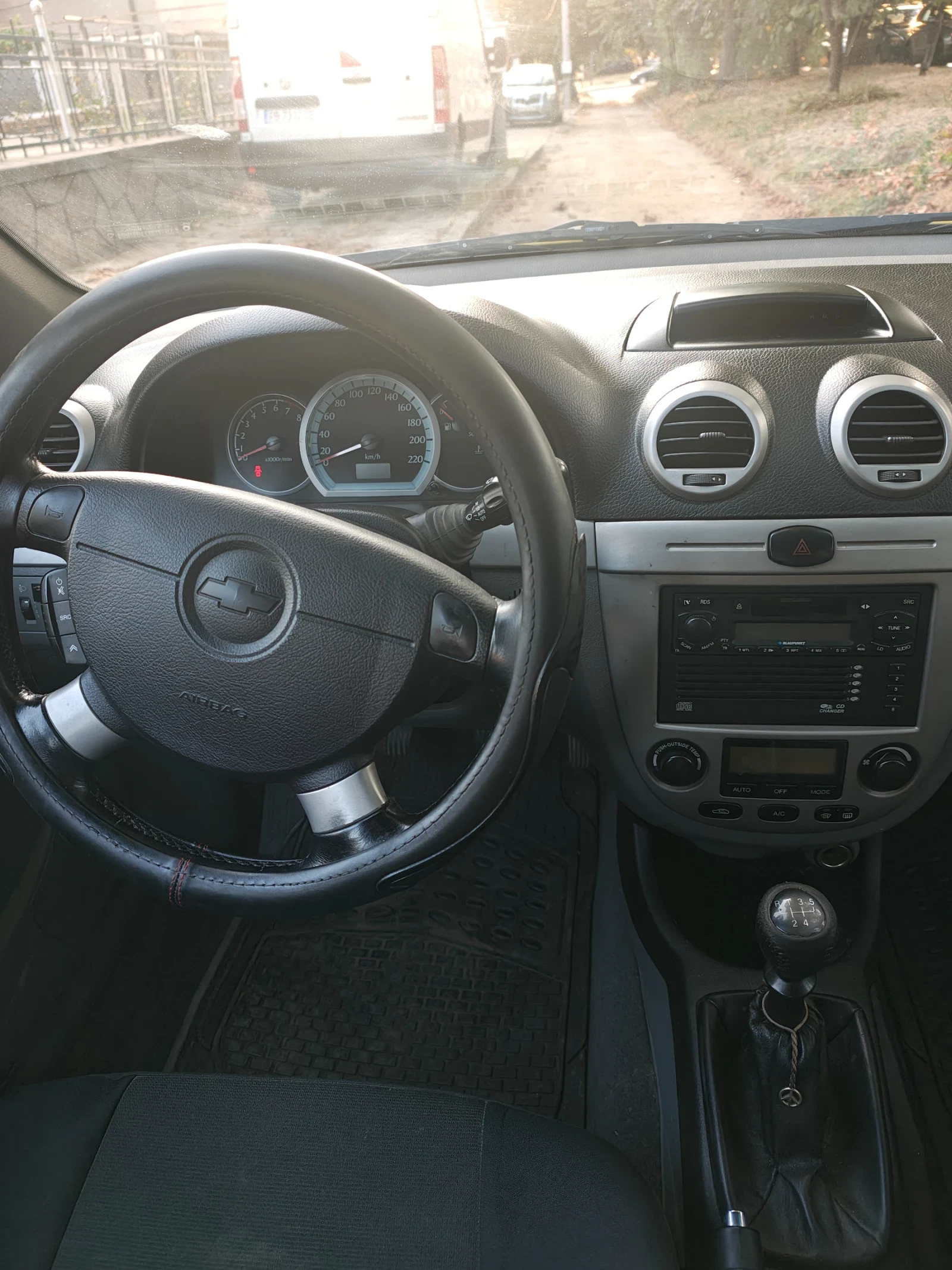 Chevrolet Nubira, снимка 11 - Автомобили и джипове - 56035226