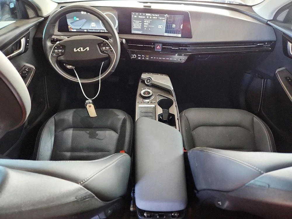 Kia EV6 Wind 77kw, снимка 6 - Автомобили и джипове - 56069752