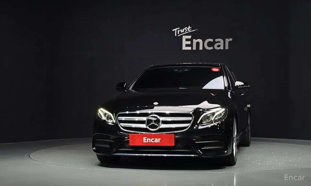Mercedes-Benz E 350 4MATIC AMG Line | АВТОФИНАНСИРАНЕ, снимка 3 - Автомобили и джипове - 56201410