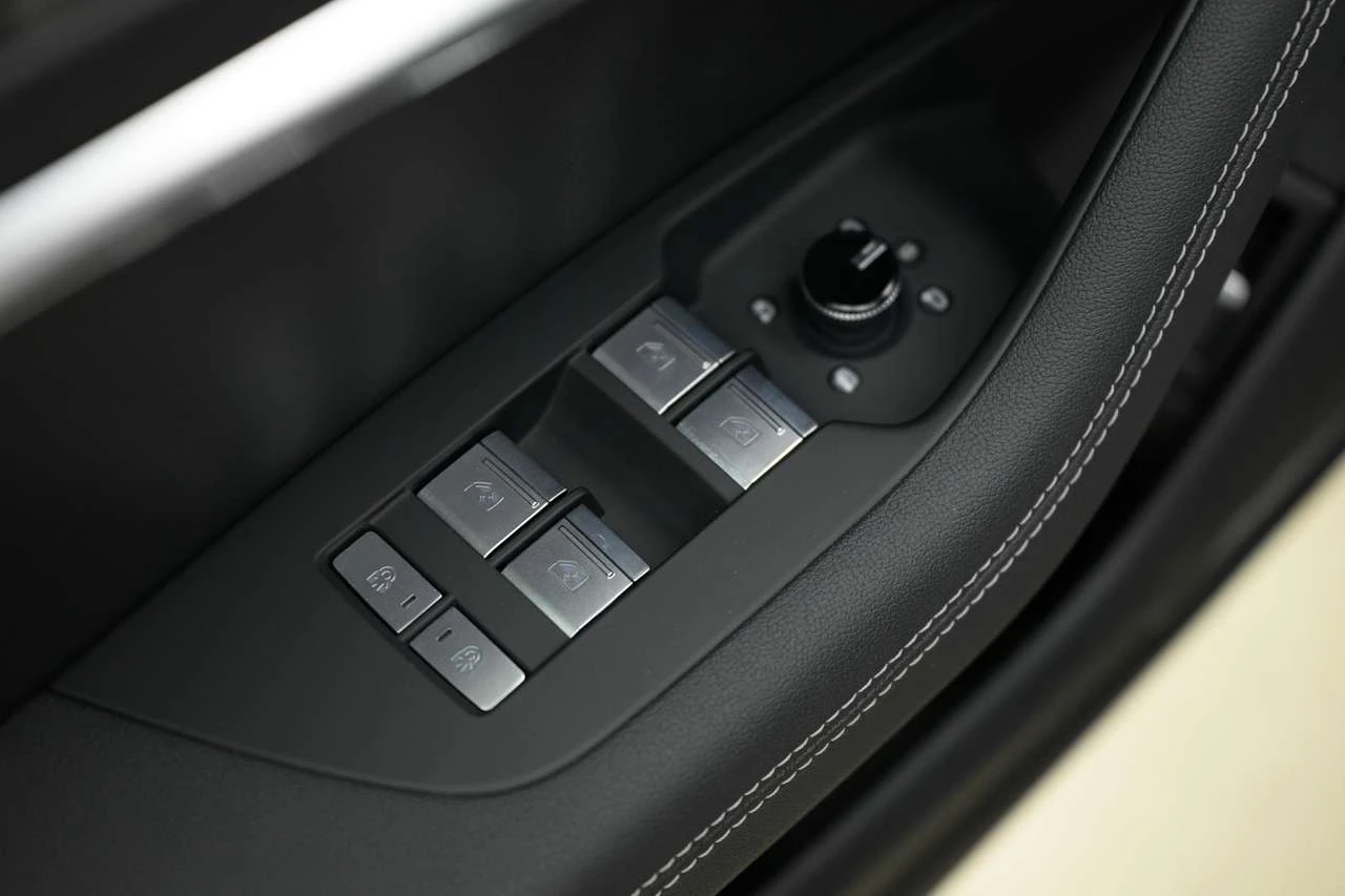Audi A6 Technik, снимка 12 - Автомобили и джипове - 56541025