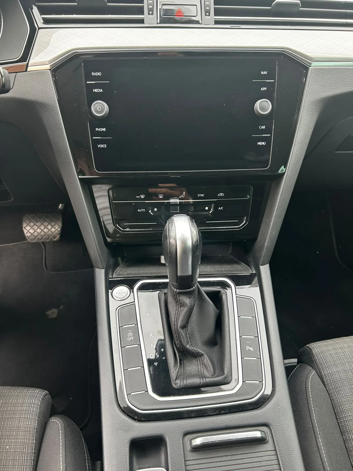 VW Passat, снимка 5 - Автомобили и джипове - 56568929